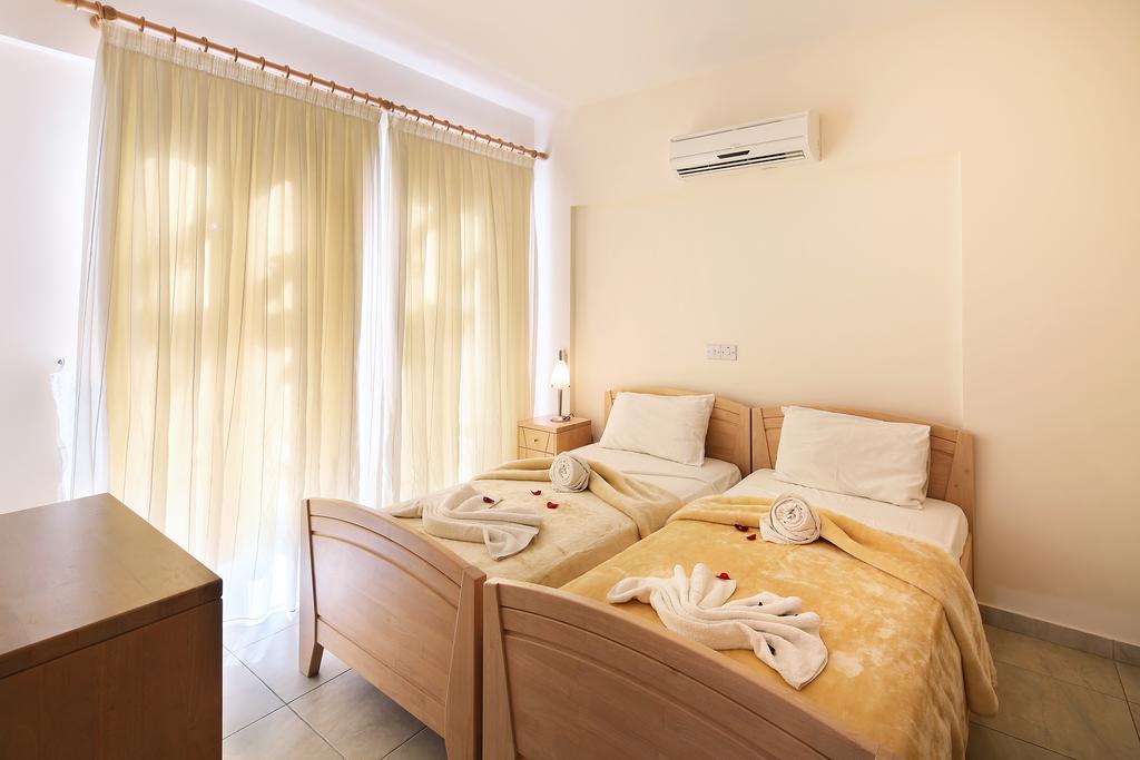 Apartmán Adamou Gardens Paphos Exteriér fotografie