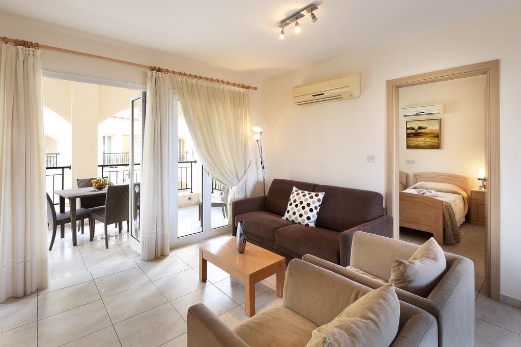 Apartmán Adamou Gardens Paphos Exteriér fotografie